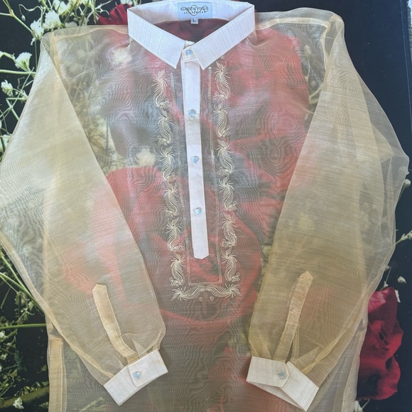 Beige/cream Pina Organza Men’s Traditional Barong Tagalog w/ Classic Embroidery - Picture 9 of 11